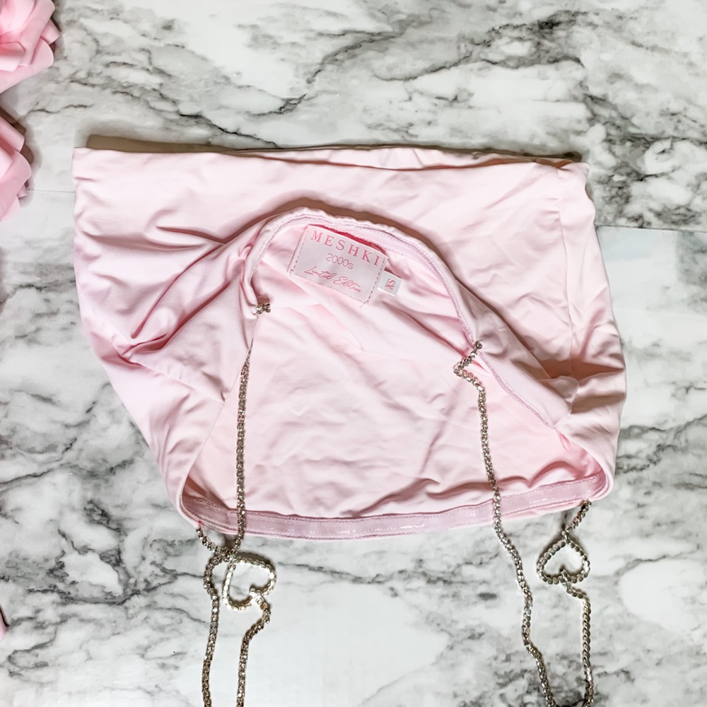 Meshki Heart Chain Strap Crop Top 💘 - Picture 9 of 15